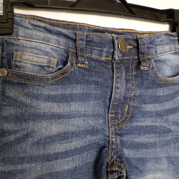 True Indigo Dark Wash Boys Size 5 Shorts Distressed - Picture 2 of 12